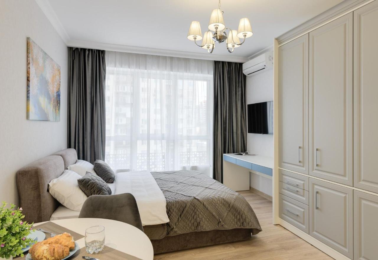 Modern New Cozy Apartment Kvartet Railway Station Kiev Exteriör bild