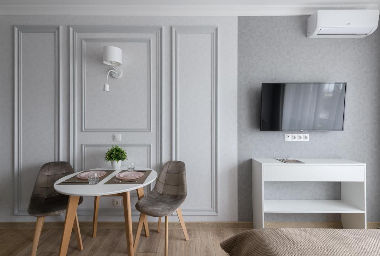 Modern New Cozy Apartment Kvartet Railway Station Kiev Exteriör bild