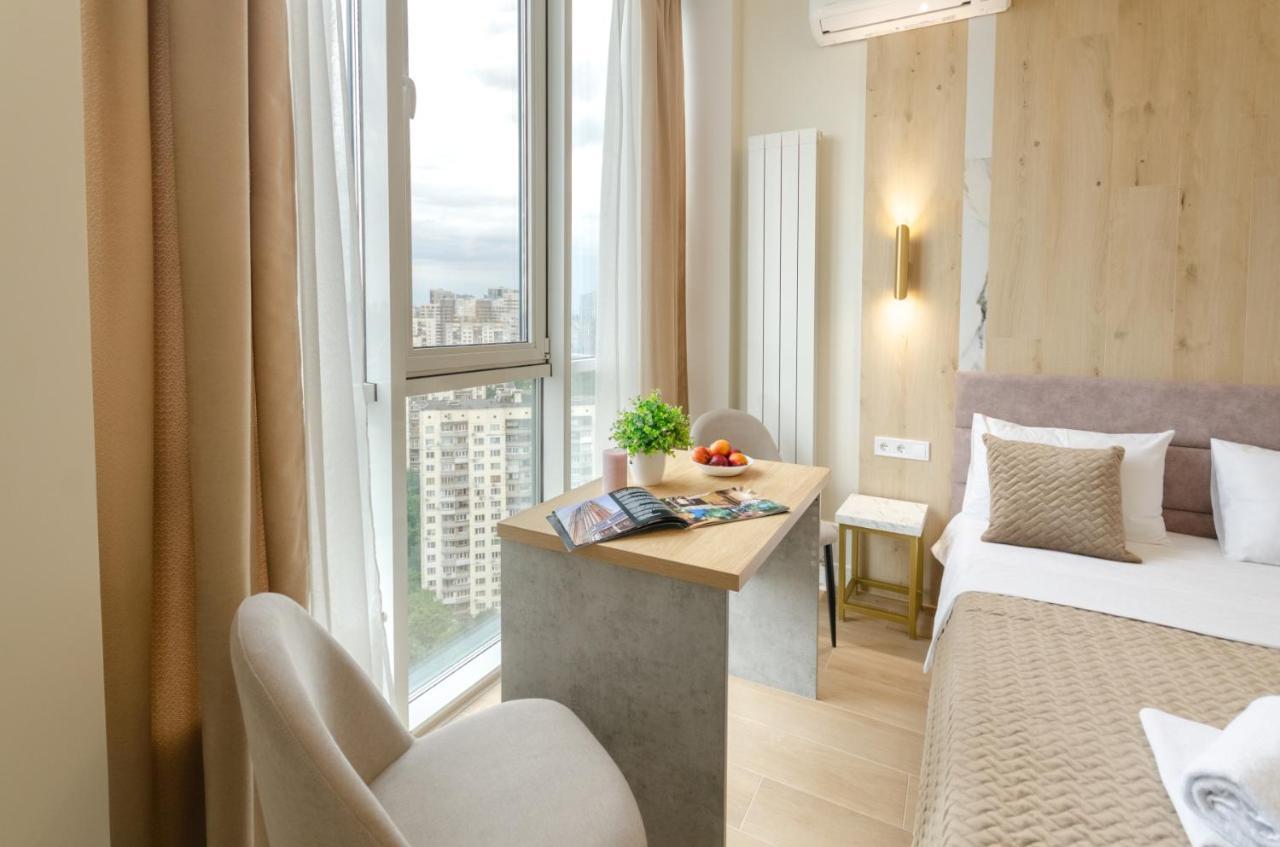Modern New Cozy Apartment Kvartet Railway Station Kiev Exteriör bild