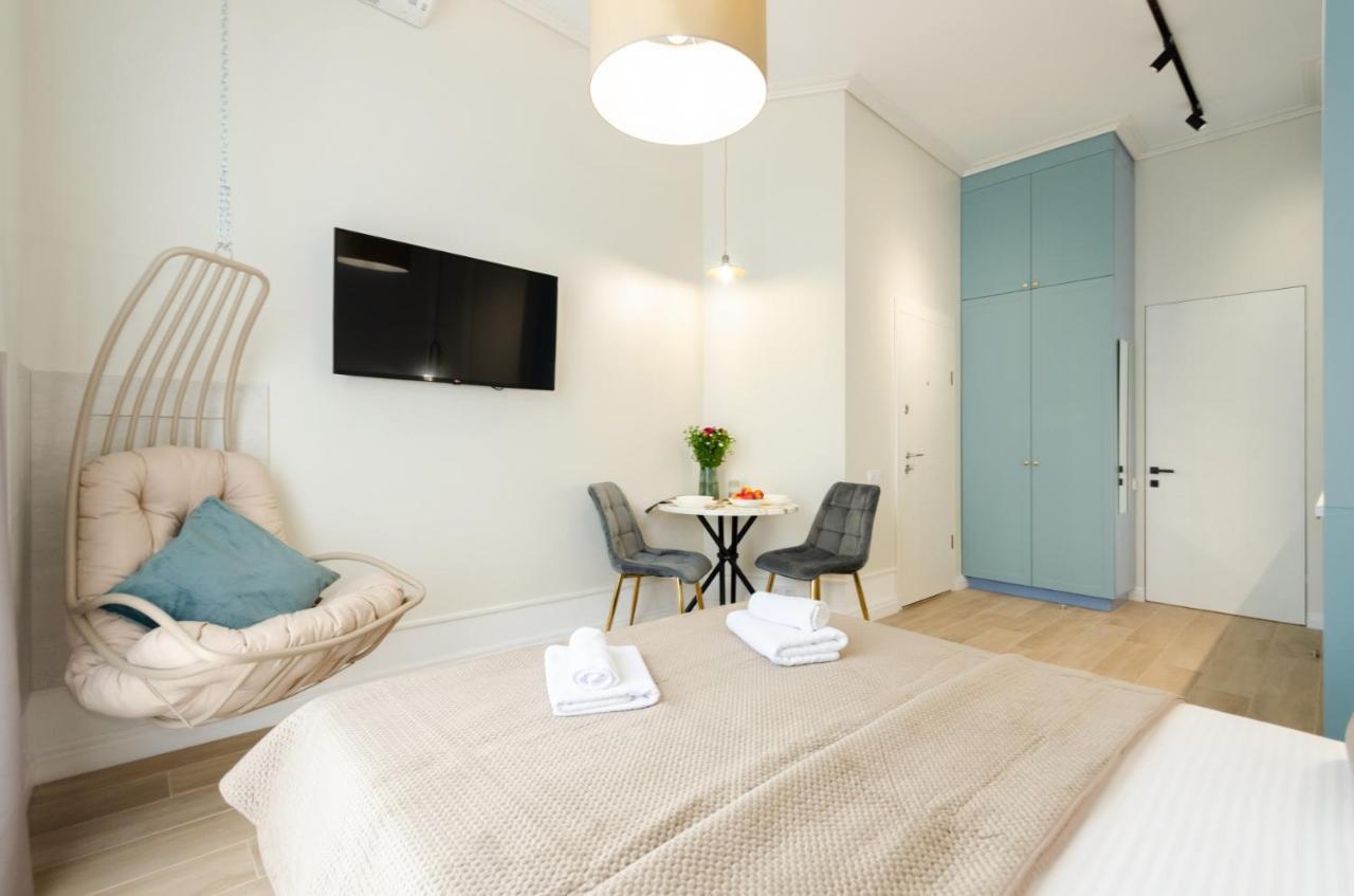 Modern New Cozy Apartment Kvartet Railway Station Kiev Exteriör bild