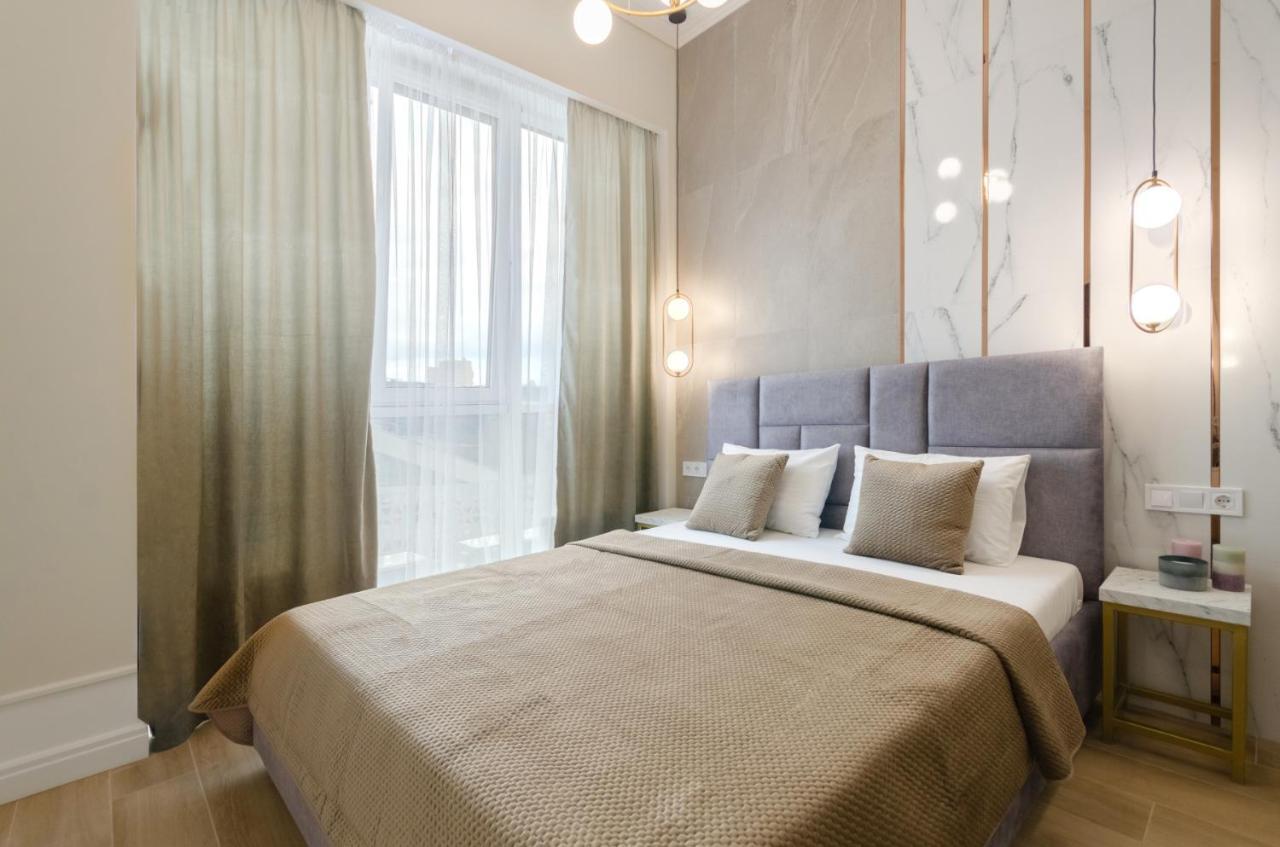 Modern New Cozy Apartment Kvartet Railway Station Kiev Exteriör bild