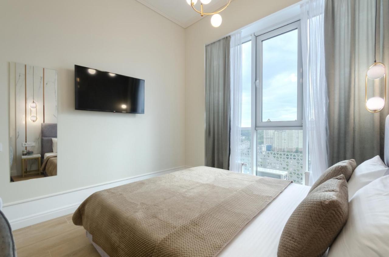 Modern New Cozy Apartment Kvartet Railway Station Kiev Exteriör bild